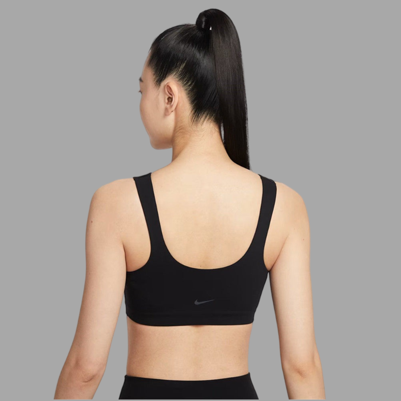 NIKE quick dry yoga topWrinkle - Yoga Daily Fitness recensie en prijs